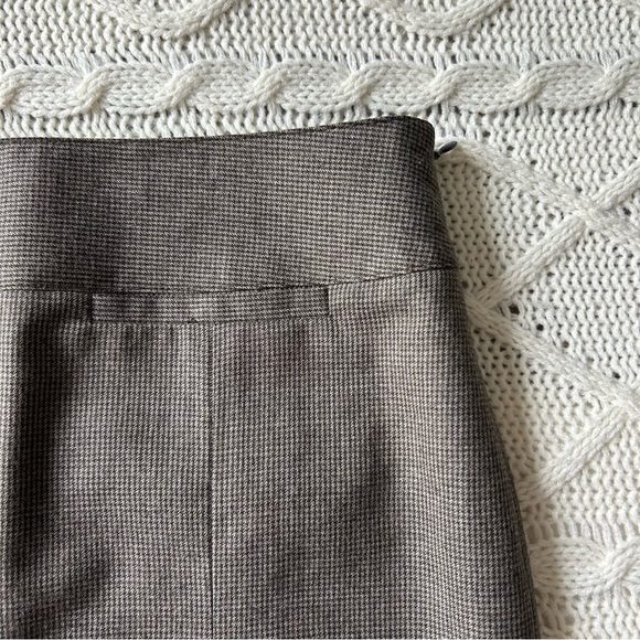 Josef 100% Wool Pencil Skirt - Picture 2 of 8